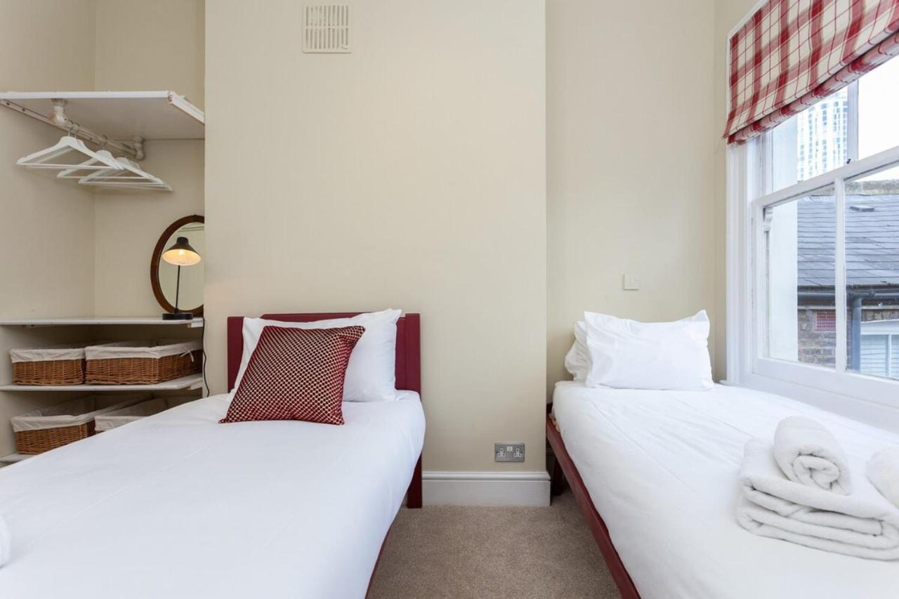 Quaint 2 Bedroom Flat - 9 Minutes Walk To Vauxhall Tube London Exterior photo